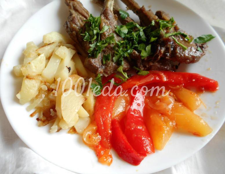 Вкусное жареное каре ягненка